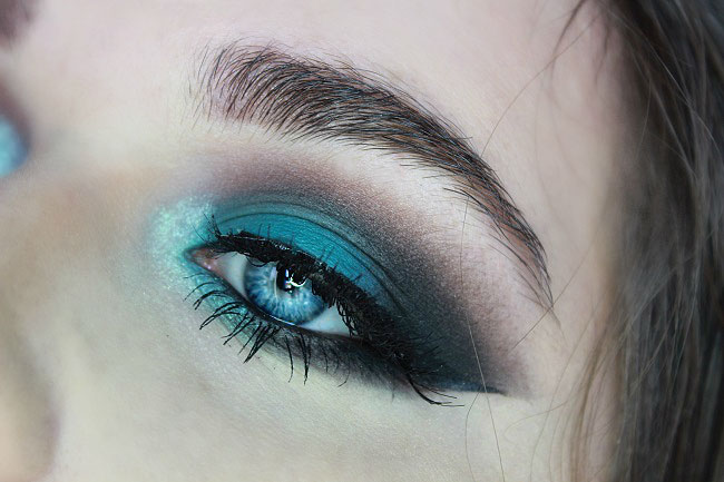 makeup teal tuto