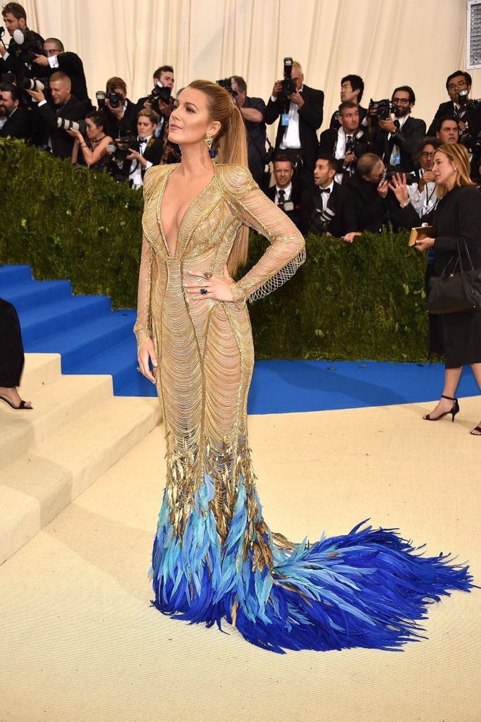 robe blake lively met gala